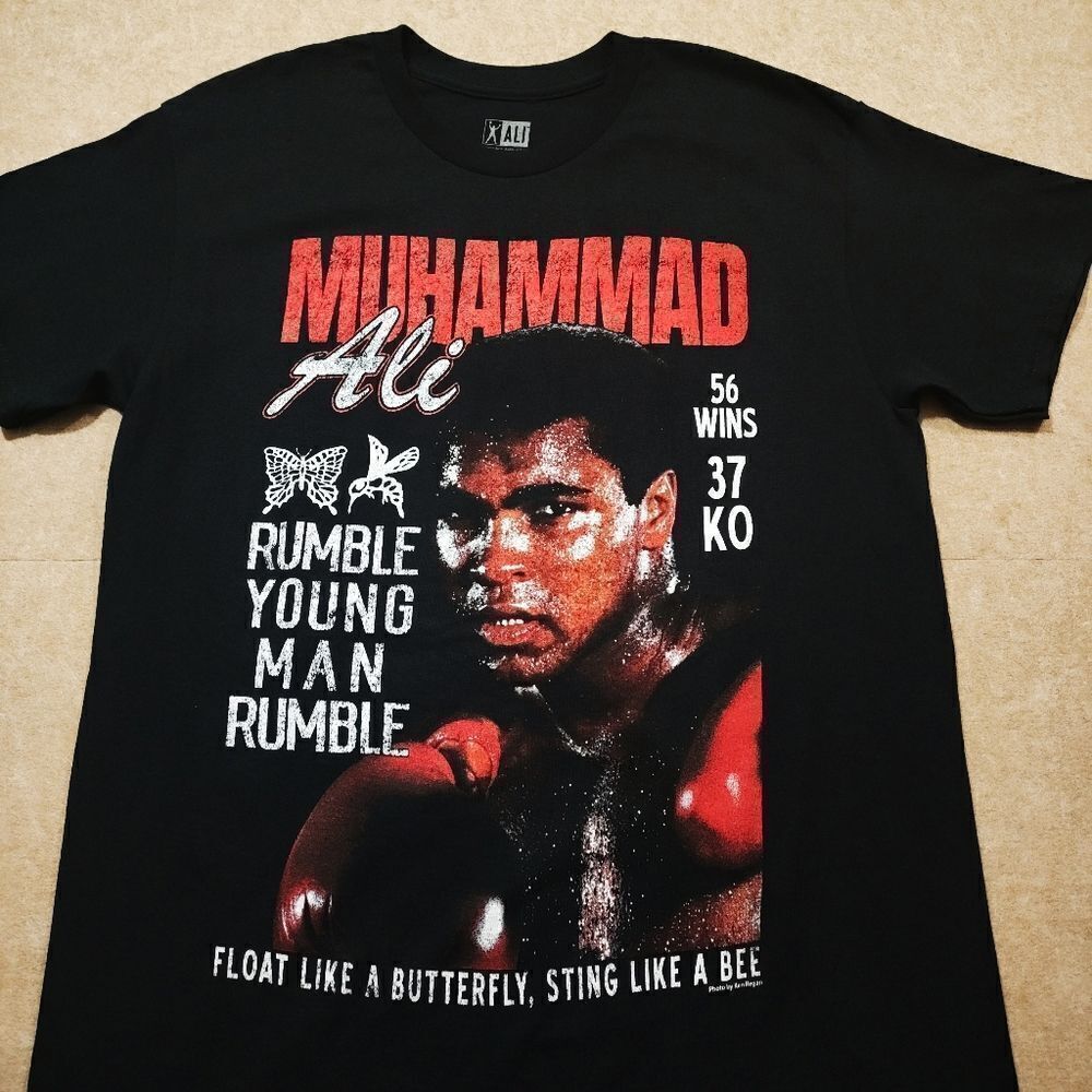 Muhammad Ali Short Sleeve Graphic T-Shirt -R